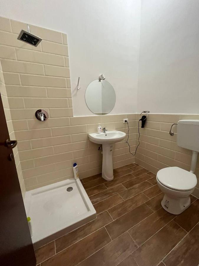 Al Cortile Di Maqueda Apartment Palermo Bagian luar foto